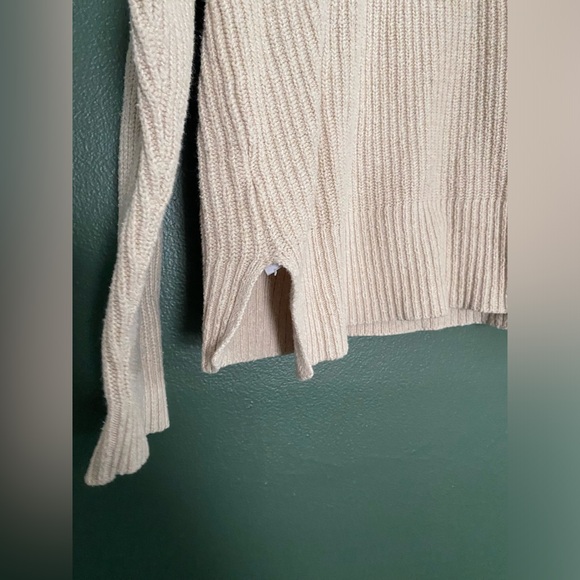 Madewell- cotton blend crewneck boxy fit cream beige ribbed sweater front pocket - Picture 8 of 12